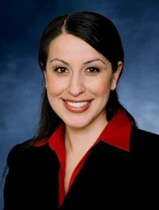 Dr. Elizabeth Hernandez, DSW