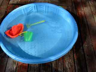 kiddie pool