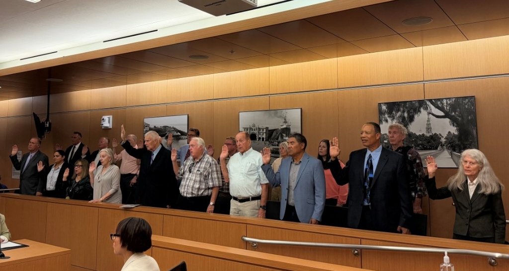 26-27 Grand Jury Swearing in