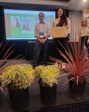 Magen Shaw Receives Award