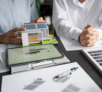 Individuals planning energy efficient features for home